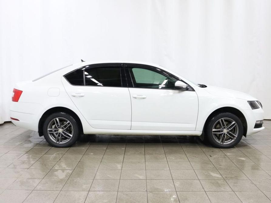 Skoda Octavia III (A7) Рестайлинг Москва  - изображение 7