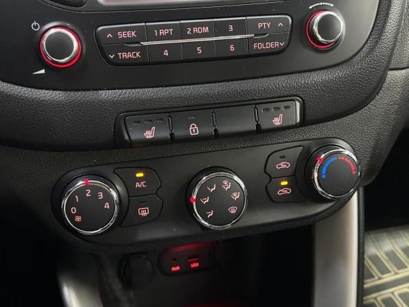 Kia Ceed II с пробегом 2013 года, цена 1 250 000 рублей, 82960 км, хэтчбек, Автокод Объявления