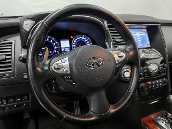 Infiniti QX70 с пробегом 2017 года, цена 3 500 000 рублей, 79000 км, внедорожник, Автокод Объявления