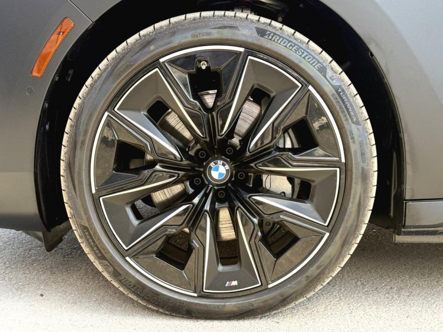 BMW i7 Пермь  - изображение 4