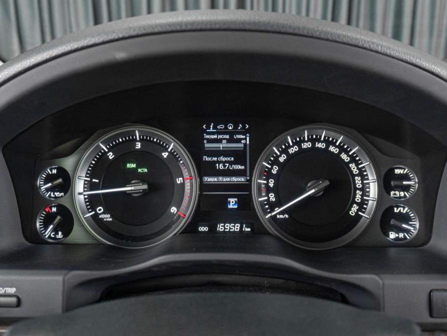 Toyota Land Cruiser 200 Series Рестайлинг 2 Тюмень  - изображение 17
