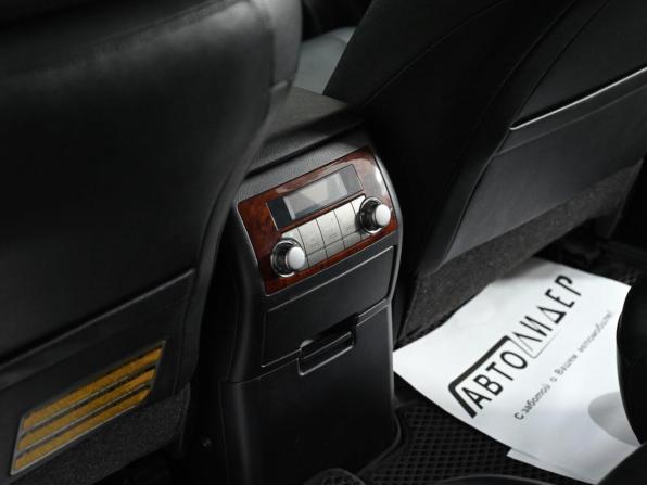 Toyota Highlander II (XU40) Рестайлинг с пробегом 2013 года, цена 1 299 000 рублей, 138358 км, внедорожник, Автокод Объявления