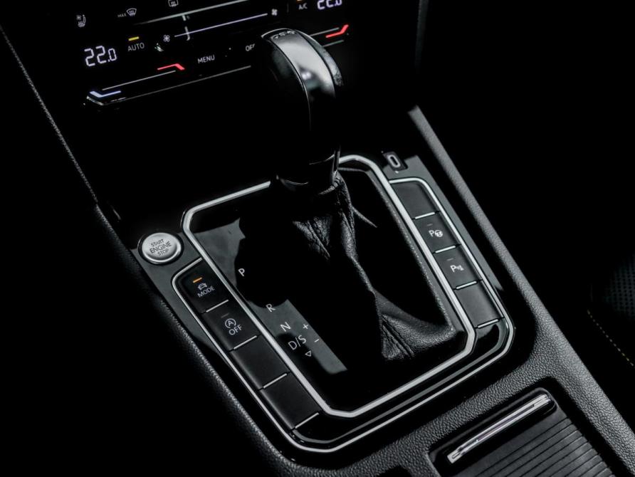 Volkswagen Passat CC II Рестайлинг Санкт-Петербург  - изображение 23