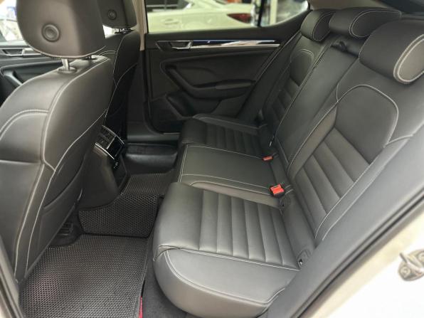 Skoda Superb III Рестайлинг с пробегом 2024 года, цена 3 620 000 рублей, 38400 км, лифтбек, Автокод Объявления