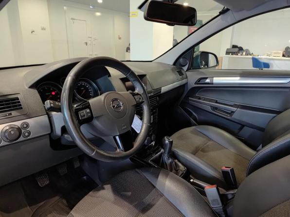 Opel Astra H Рестайлинг с пробегом 2010 года, цена 500 000 рублей, 179814 км, седан, Автокод Объявления
