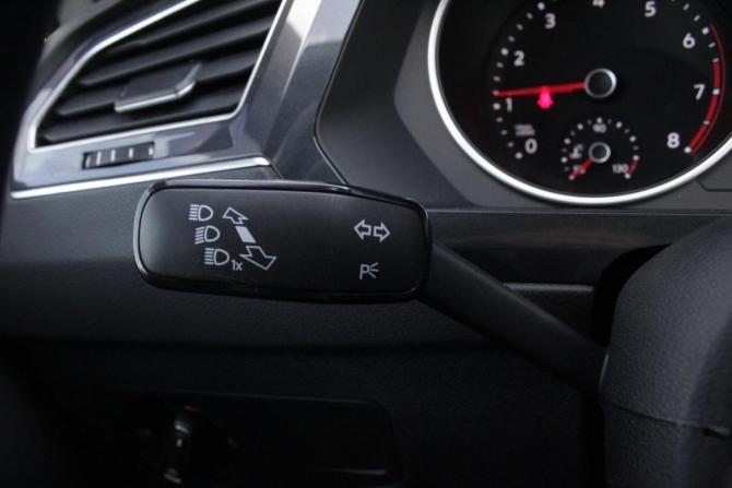 Volkswagen Tiguan II Рестайлинг с пробегом 2021 года, цена 2 895 000 рублей, 64706 км, внедорожник, Автокод Объявления