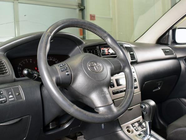 Toyota Corolla IX (E120 E130) Рестайлинг с пробегом 2004 года, цена 567 999 рублей, 326769 км, седан, Автокод Объявления