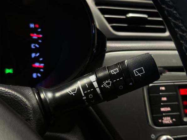 Kia Rio III Рестайлинг с пробегом 2017 года, цена 1 269 000 рублей, 90559 км, хэтчбек, Автокод Объявления