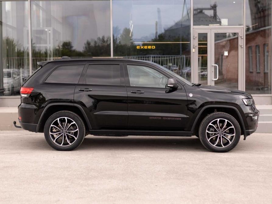 Jeep Grand Cherokee IV (WK2) Рестайлинг Новосибирск  - изображение 4