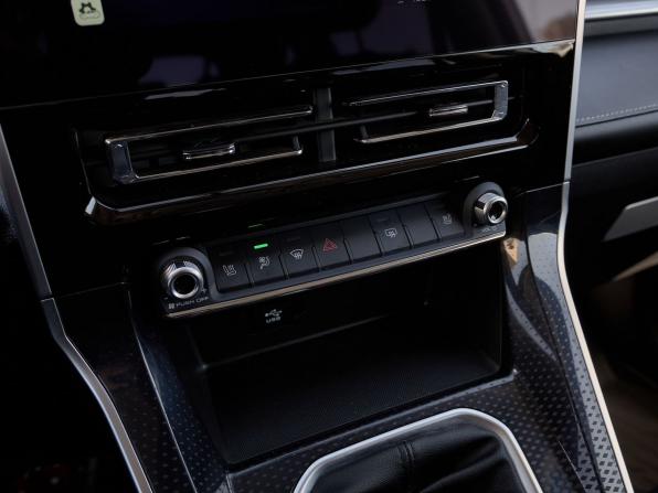 Haval M6 II с пробегом 2024 года, цена 1 767 000 рублей, 24007 км, внедорожник, Автокод Объявления