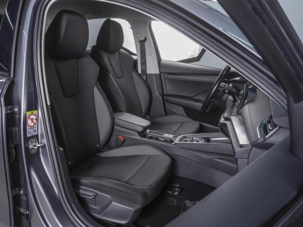Skoda Octavia IV (A8) с пробегом 2021 года, цена 2 370 000 рублей, 106179 км, лифтбек, Автокод Объявления
