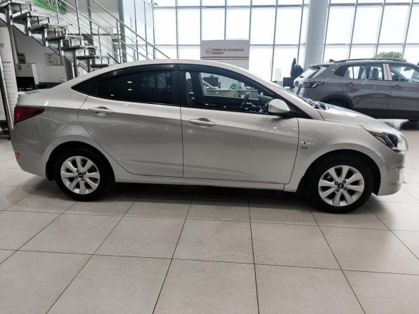 Hyundai Solaris I Рестайлинг с пробегом 2016 года, цена 950 000 рублей, 165078 км, седан, Автокод Объявления