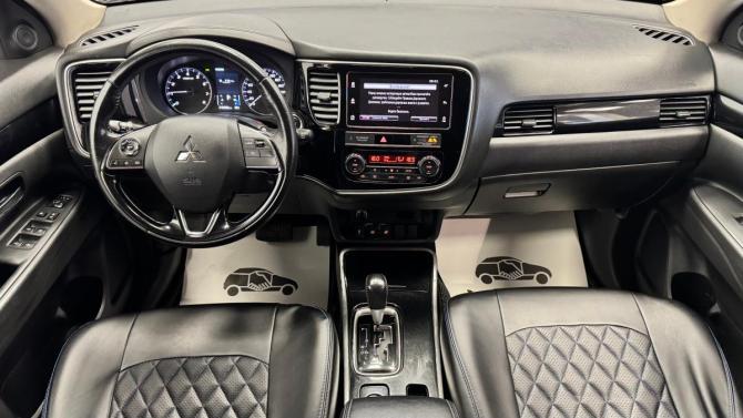 Mitsubishi Outlander III Рестайлинг 2 с пробегом 2018 года, цена 1 635 000 рублей, 216460 км, внедорожник, Автокод Объявления
