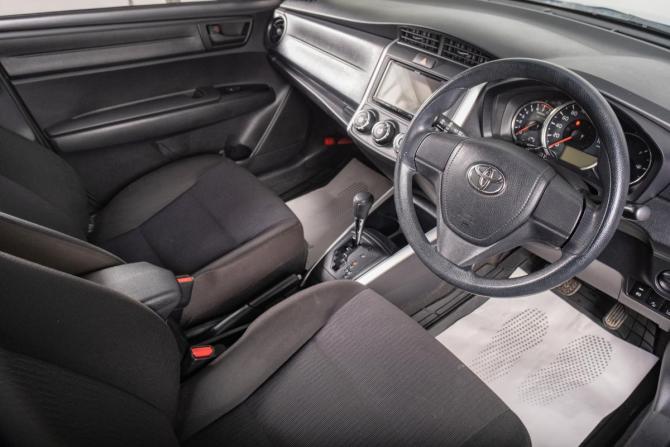 Toyota Corolla XI (E160 E170) Рестайлинг 2 с пробегом 2019 года, цена 1 619 000 рублей, 123000 км, универсал, Автокод Объявления