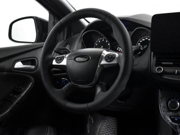 Ford Focus III с пробегом 2012 года, цена 560 000 рублей, 208705 км, хэтчбек, Автокод Объявления