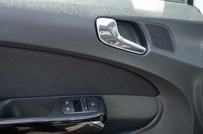 Opel Corsa D Рестайлинг II с пробегом 2012 года, цена 589 000 рублей, 224000 км, хэтчбек, Автокод Объявления