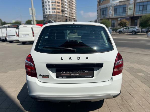 Lada (ВАЗ) Granta I Рестайлинг с пробегом 2023 года, цена 860 000 рублей, 52000 км, универсал, Автокод Объявления
