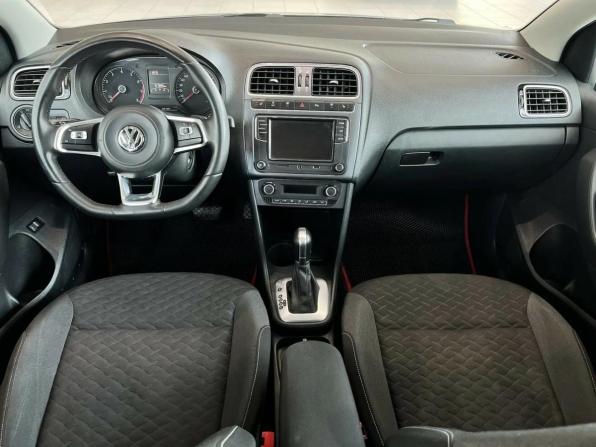 Volkswagen Polo V Рестайлинг с пробегом 2018 года, цена 1 295 000 рублей, 157896 км, седан, Автокод Объявления