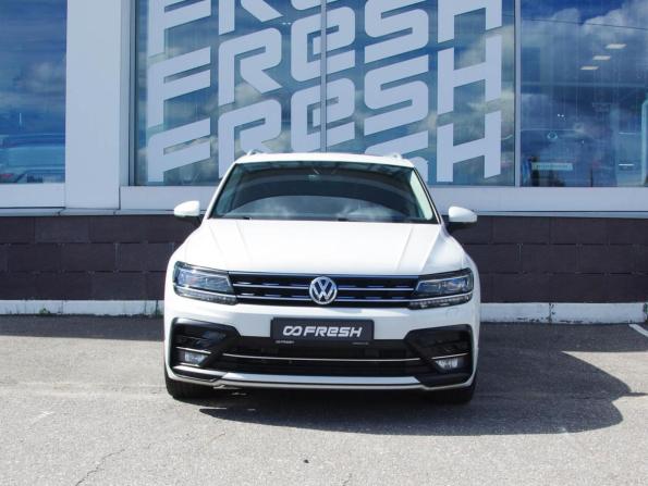 Volkswagen Tiguan II с пробегом 2019 года, цена 3 350 000 рублей, 114000 км, внедорожник, Автокод Объявления
