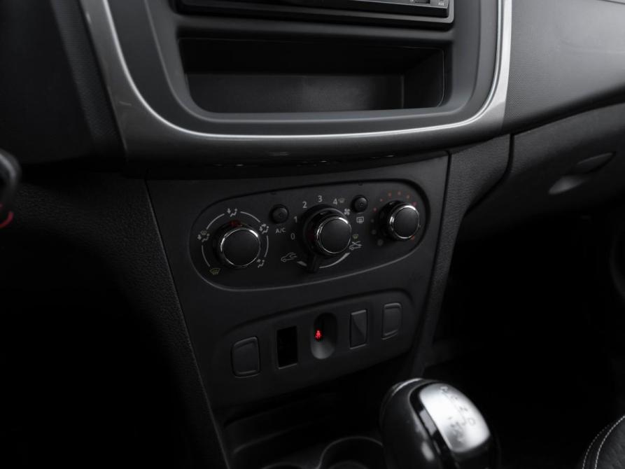 Renault Logan II Рестайлинг Москва  - изображение 15