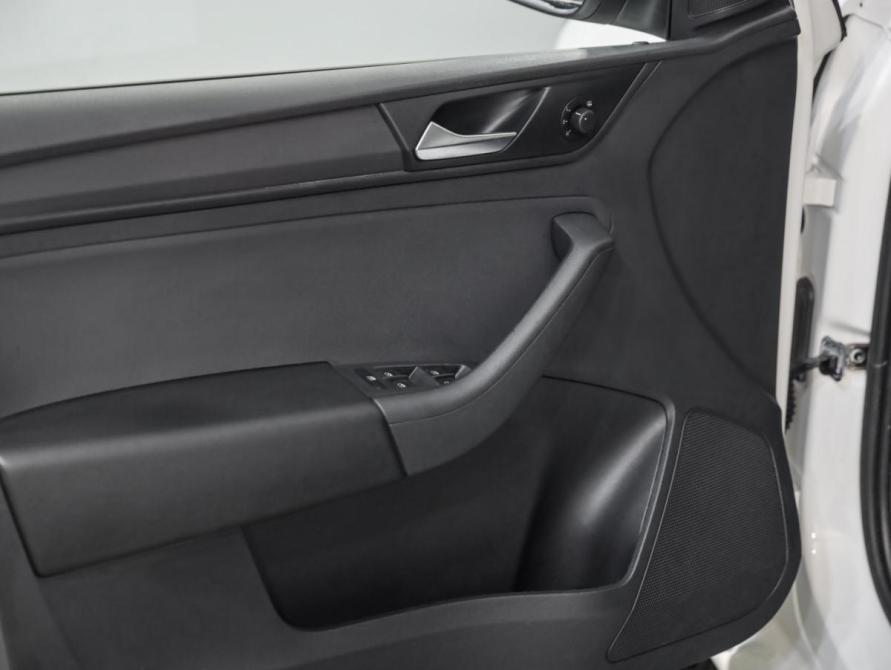 Volkswagen Polo VI Санкт-Петербург  - изображение 18