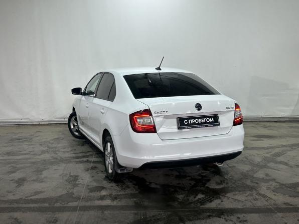 Skoda Rapid I Рестайлинг с пробегом 2018 года, цена 1 220 000 рублей, 122136 км, лифтбек, Автокод Объявления