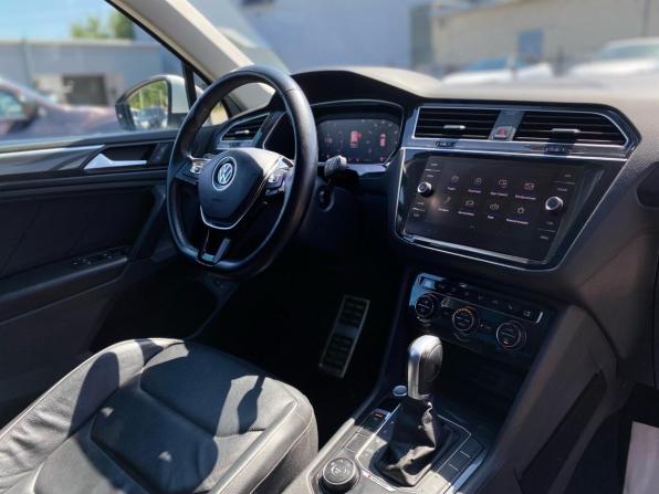 Volkswagen Tiguan II с пробегом 2019 года, цена 3 840 000 рублей, 76914 км, внедорожник, Автокод Объявления