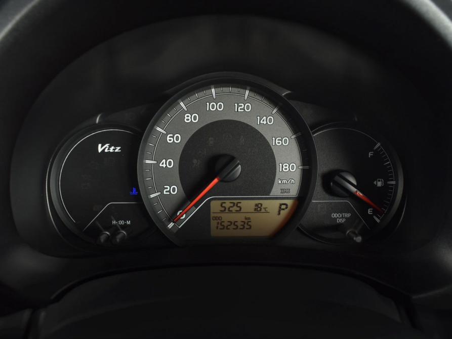 Toyota Vitz III (XP130) Рестайлинг 2 Кемерово  - изображение 12