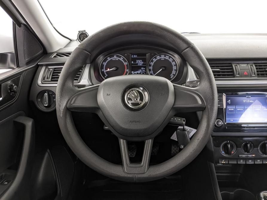 Skoda Rapid I Рестайлинг Москва  - изображение 21