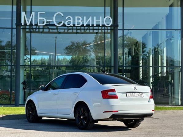 Skoda Octavia III (A7) Рестайлинг с пробегом 2017 года, цена 1 850 000 рублей, 90814 км, лифтбек, Автокод Объявления