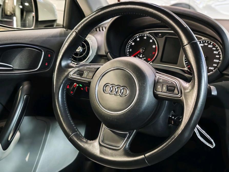 Audi A1 I (8X) Тюмень  - изображение 18