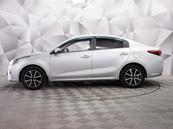 Kia Rio IV Рестайлинг с пробегом 2020 года, цена 1 439 000 рублей, 134135 км, седан, Автокод Объявления