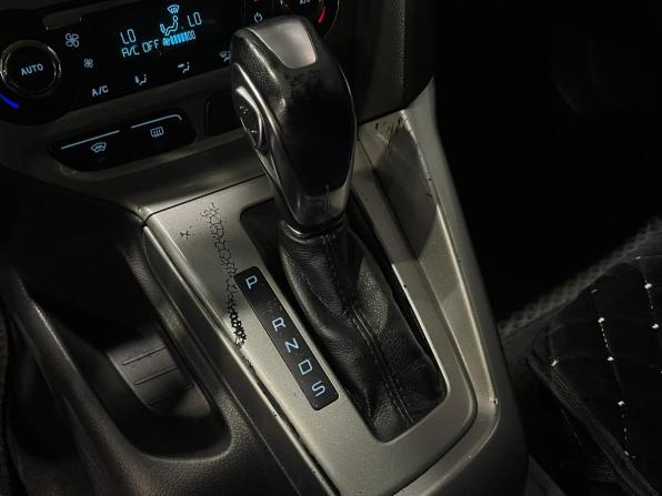 Ford Focus III с пробегом 2013 года, цена 569 000 рублей, 191740 км, хэтчбек, Автокод Объявления