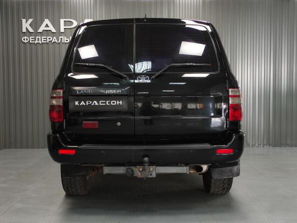 Toyota Land Cruiser 100 Series Рестайлинг 1 с пробегом 2004 года, цена 2 130 000 рублей, 237418 км, внедорожник, Автокод Объявления