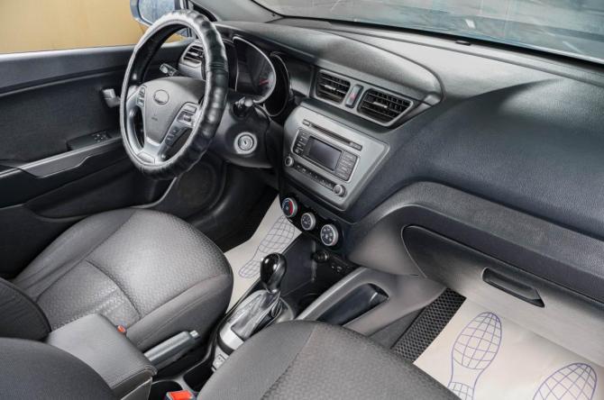 Kia Rio III Рестайлинг с пробегом 2016 года, цена 1 069 000 рублей, 171000 км, седан, Автокод Объявления