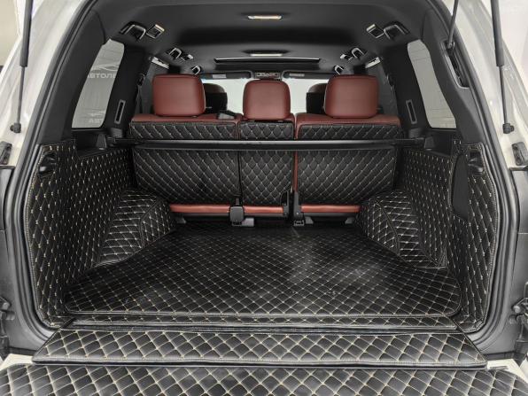 Lexus LX III Рестайлинг 2 с пробегом 2016 года, цена 8 500 000 рублей, 77324 км, внедорожник, Автокод Объявления