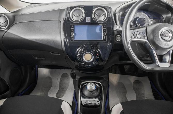 Nissan Note II Рестайлинг с пробегом 2017 года, цена 1 189 000 рублей, 86300 км, хэтчбек, Автокод Объявления