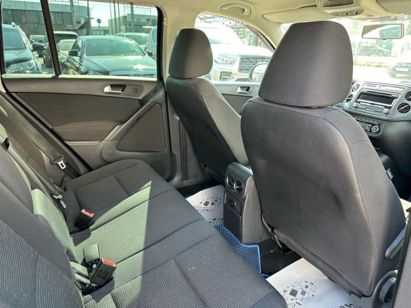 Volkswagen Tiguan I Рестайлинг с пробегом 2012 года, цена 1 360 000 рублей, 129100 км, внедорожник, Автокод Объявления