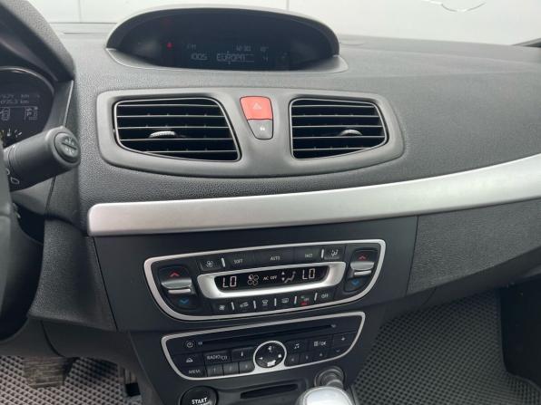 Renault Fluence I с пробегом 2010 года, цена 649 000 рублей, 197000 км, седан, Автокод Объявления