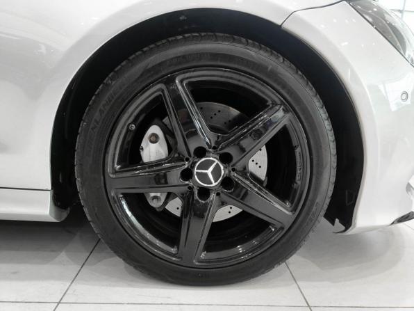 Mercedes-Benz CLS II (C218) Рестайлинг с пробегом 2015 года, цена 2 599 000 рублей, 196350 км, седан, Автокод Объявления