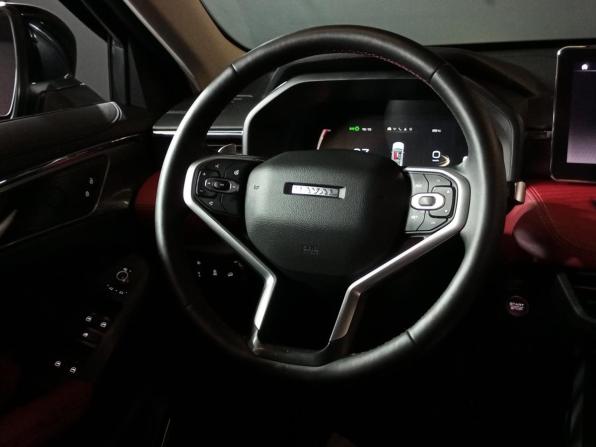 Haval Jolion I Рестайлинг с пробегом 2024 года, цена 2 100 000 рублей, 40789 км, внедорожник, Автокод Объявления