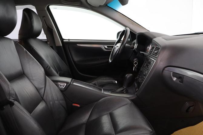 Volvo S60 I Рестайлинг с пробегом 2008 года, цена 799 000 рублей, 137000 км, седан, Автокод Объявления