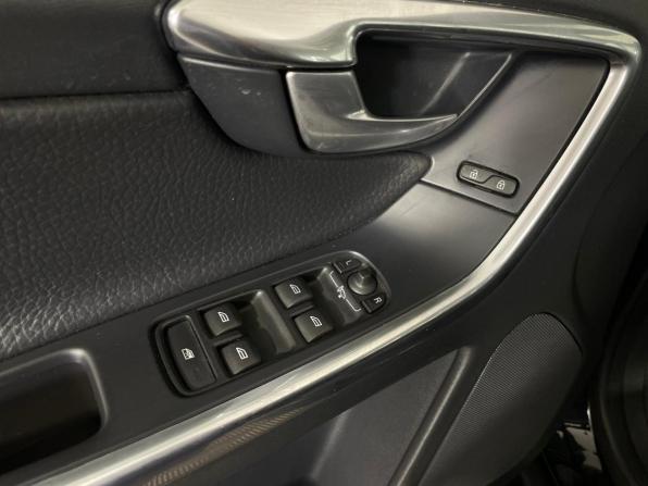Volvo XC60 I Рестайлинг с пробегом 2013 года, цена 1 699 000 рублей, 238807 км, внедорожник, Автокод Объявления