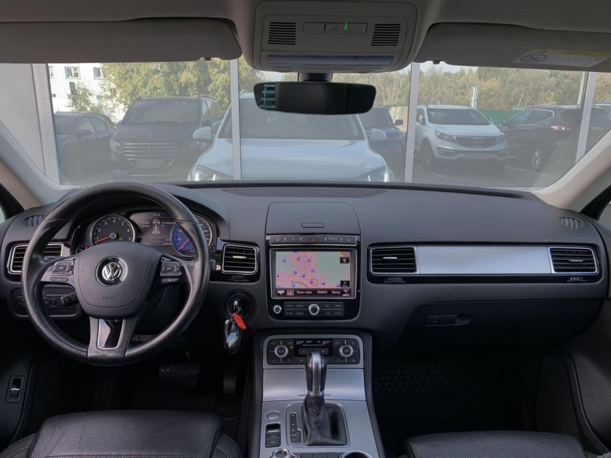 Volkswagen Touareg II Рестайлинг Москва  - изображение 17