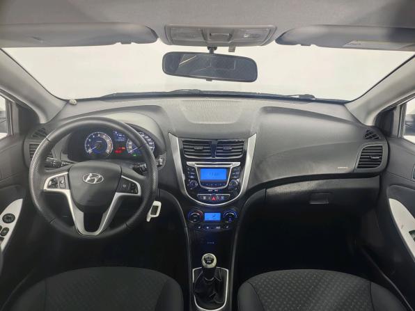 Hyundai Solaris I с пробегом 2012 года, цена 689 000 рублей, 137334 км, хэтчбек, Автокод Объявления