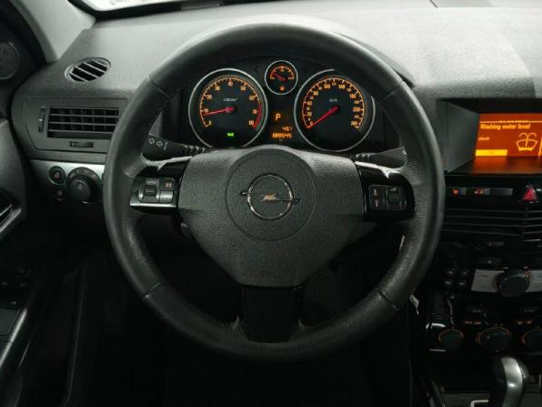 Opel Astra H Рестайлинг с пробегом 2012 года, цена 529 000 рублей, 189000 км, седан, Автокод Объявления