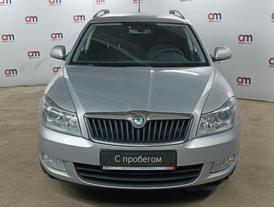 Skoda Octavia II (A5) Рестайлинг Санкт-Петербург  - изображение 2