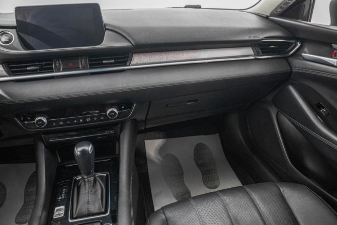 Mazda 6 III (GJ) Рестайлинг 2 с пробегом 2021 года, цена 1 999 000 рублей, 282000 км, седан, Автокод Объявления