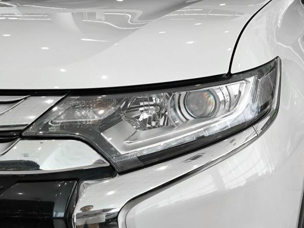 Mitsubishi Outlander III Рестайлинг 2 с пробегом 2016 года, цена 1 950 000 рублей, 87278 км, внедорожник, Автокод Объявления