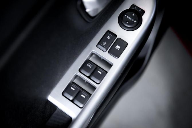 Kia Rio III с пробегом 2014 года, цена 999 000 рублей, 113116 км, хэтчбек, Автокод Объявления